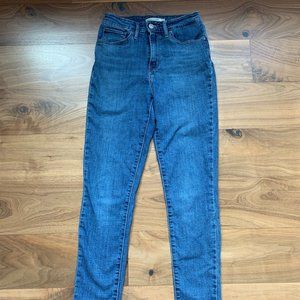 Levi's 721 High Rise Skinny size 27